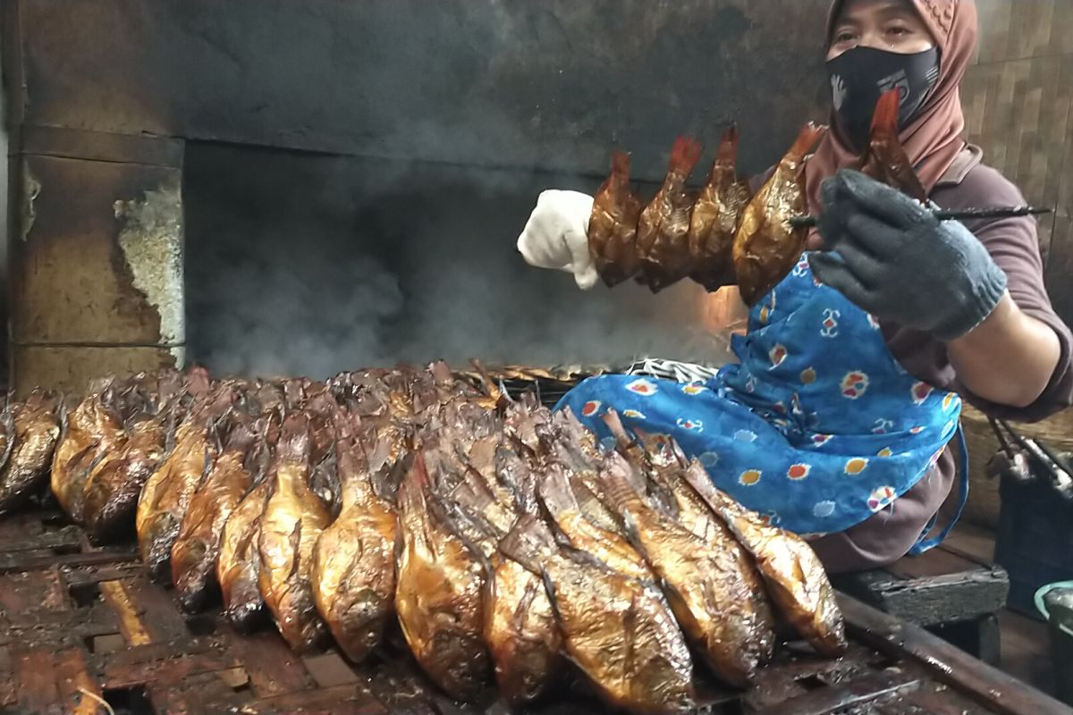 usaha olahan daging ikan