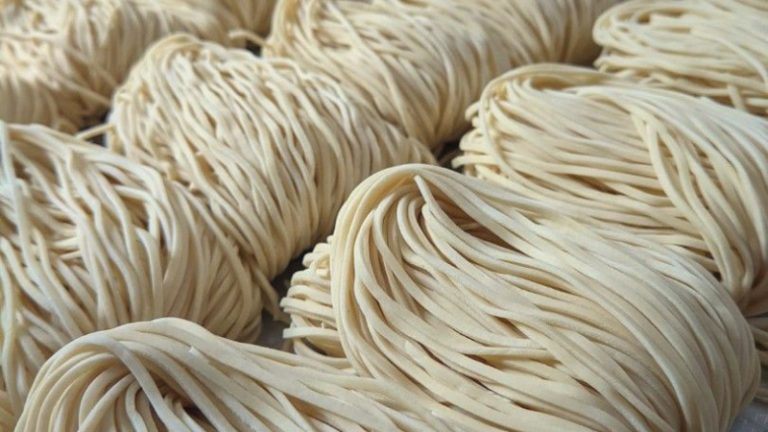 cara praktis merajang mie cepat