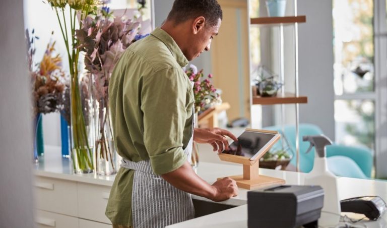 aplikasi POS bisnis retail