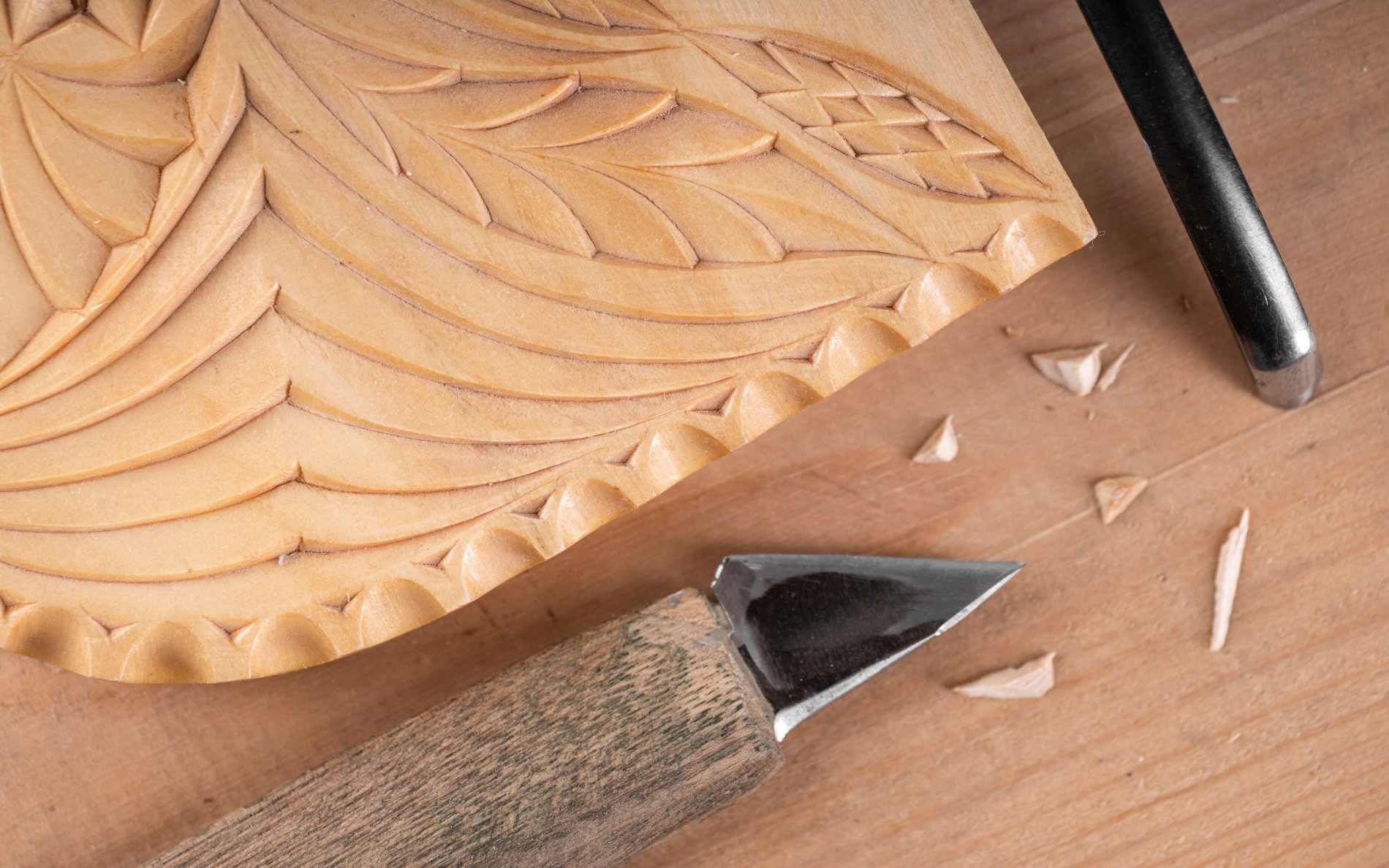 cara mencegah ukiran kayu retak