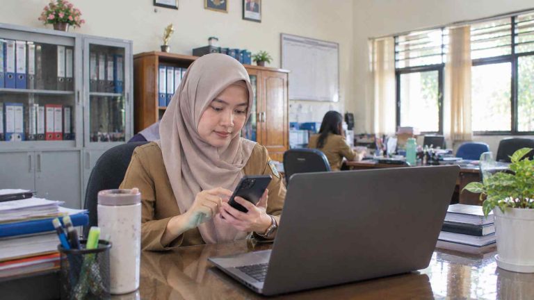 absensi guru online SMA